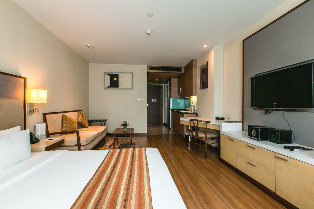 Adelphi Suites Bangkok - Sha Extra Plus Zewnętrze zdjęcie