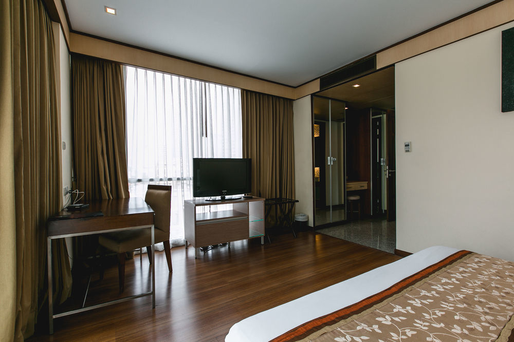 Adelphi Suites Bangkok - Sha Extra Plus Zewnętrze zdjęcie